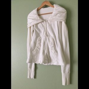 PRAIRIE UNDERGROUND | Cloak Hoodie in Winter White